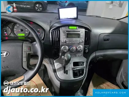 HYUNDAI STAREX 12-SEATER WAGON