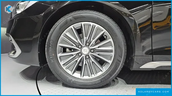 HYUNDAI GRANDEUR EXCLUSIVE