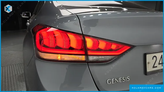 HYUNDAI GENESIS G330 MODERN AWD