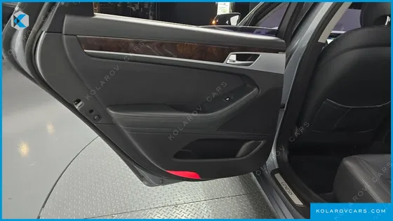 HYUNDAI GENESIS G330 MODERN AWD