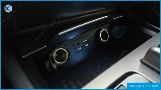 HYUNDAI GENESIS G330 MODERN AWD