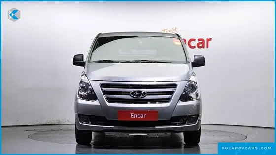 HYUNDAI STAREX 3-SEATER VAN