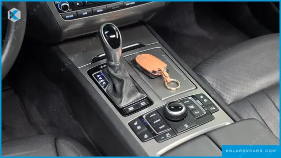 HYUNDAI GENESIS G330 PREMIUM AWD
