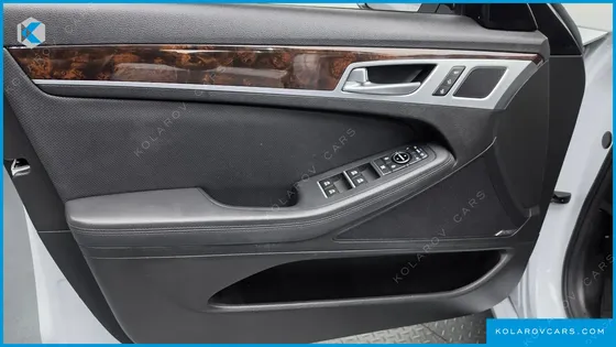 HYUNDAI GENESIS G330 PREMIUM AWD