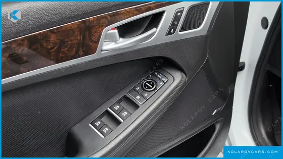 HYUNDAI GENESIS G330 PREMIUM AWD