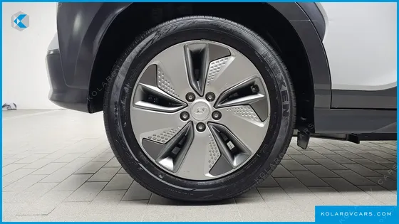 HYUNDAI KONA MODREN