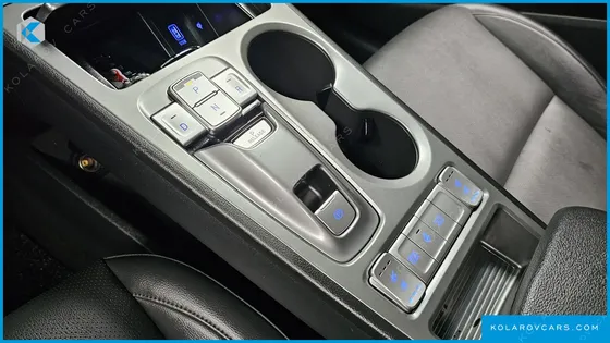 HYUNDAI KONA MODREN