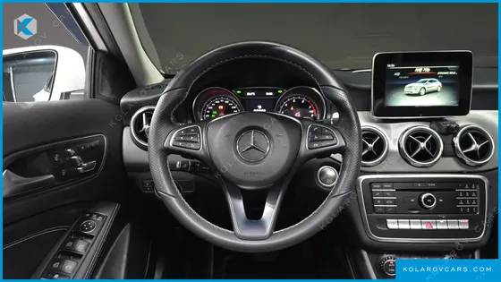MERCEDES GLA-CLASS GLA220 PREMIUM