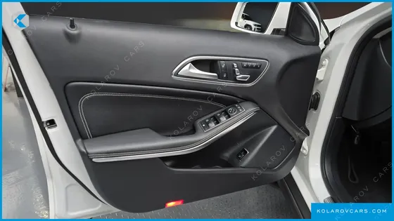 MERCEDES GLA-CLASS GLA220 PREMIUM