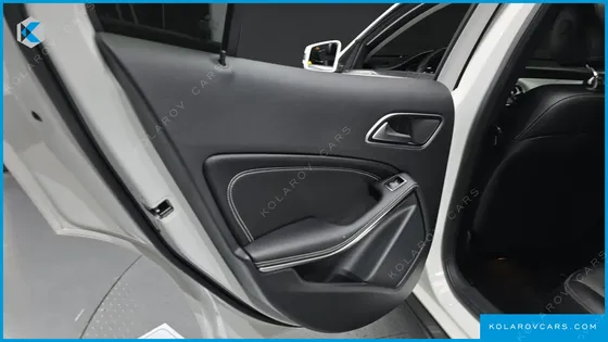 MERCEDES GLA-CLASS GLA220 PREMIUM