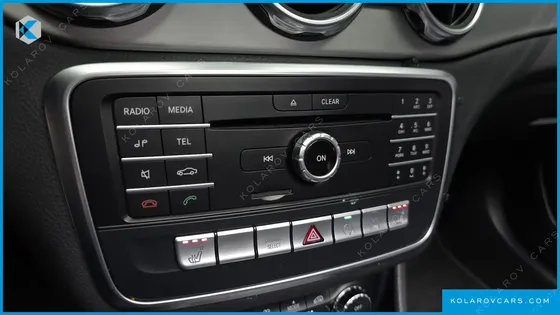 MERCEDES GLA-CLASS GLA220 PREMIUM