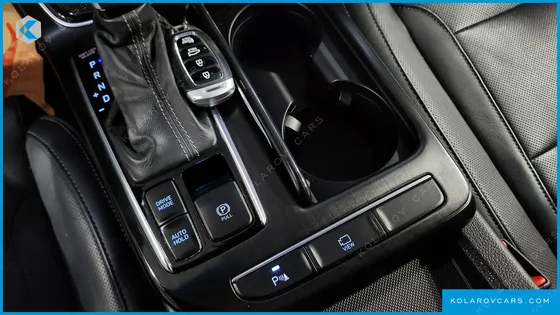 HYUNDAI GRANDEUR PREMIUM
