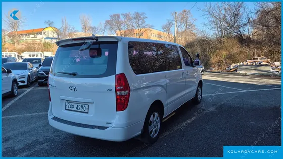 HYUNDAI STAREX 4WD 12-SEATER WAGON