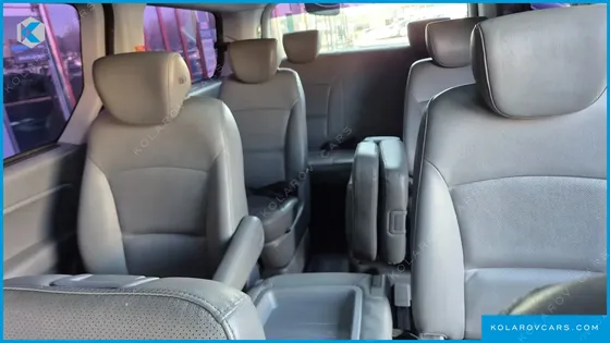 HYUNDAI STAREX 4WD 12-SEATER WAGON