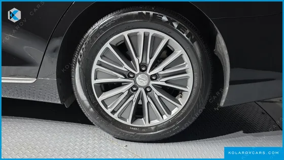 HYUNDAI GRANDEUR EXCLUSIVE