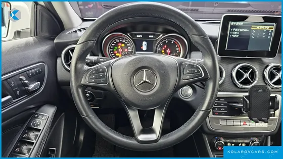 MERCEDES GLA-CLASS GLA220