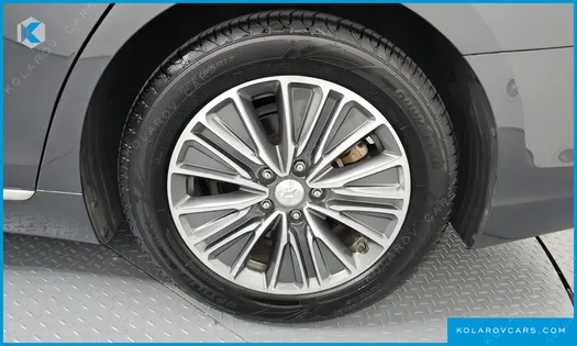 HYUNDAI GRANDEUR EXCLUSIVE