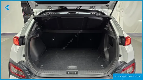 HYUNDAI KONA PREMIUM
