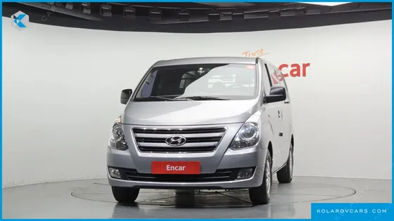 HYUNDAI STAREX 3-SEATER VAN