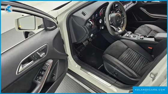 MERCEDES GLA-CLASS GLA45 AMG 4MATIC
