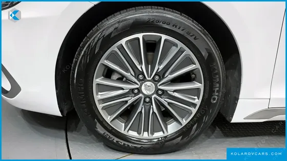 HYUNDAI GRANDEUR EXCLUSIVE