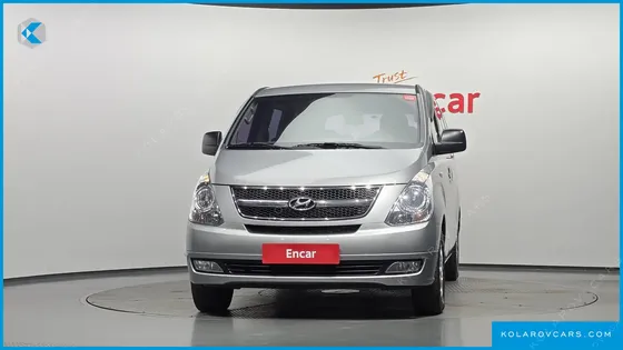 HYUNDAI STAREX 12-SEATER WAGON