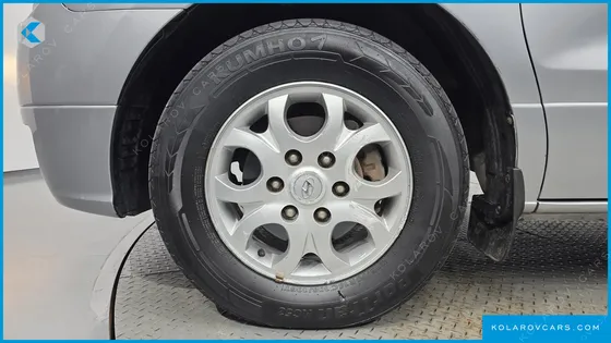 HYUNDAI STAREX 12-SEATER WAGON
