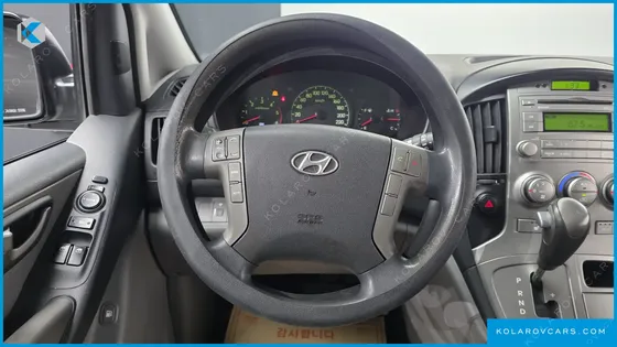 HYUNDAI STAREX 12-SEATER WAGON