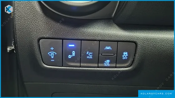 HYUNDAI KONA PREMIUM