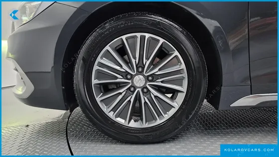 HYUNDAI GRANDEUR EXCLUSIVE