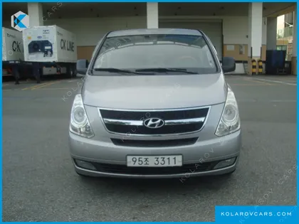 HYUNDAI STAREX 3-SEATER VAN