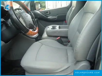 HYUNDAI STAREX 3-SEATER VAN