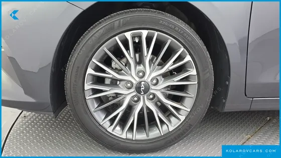 KIA K3 1.6