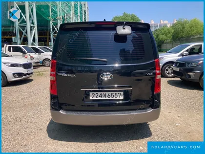 HYUNDAI STAREX 12-SEATER WAGON