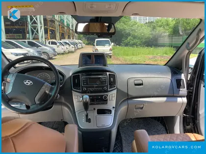HYUNDAI STAREX 12-SEATER WAGON