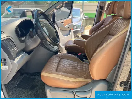 HYUNDAI STAREX 12-SEATER WAGON