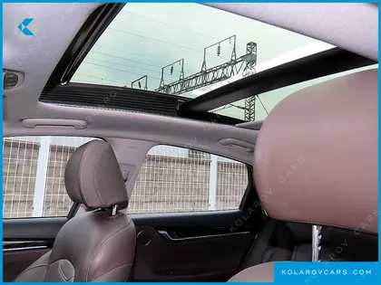 HYUNDAI GRANDEUR PREMIUM