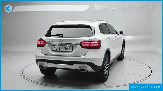 MERCEDES GLA-CLASS GLA220 PREMIUM