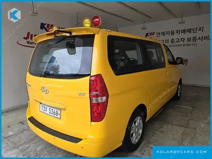 HYUNDAI STAREX GUARD CAR OF CHILDREN