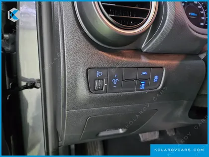 HYUNDAI KONA MODREN