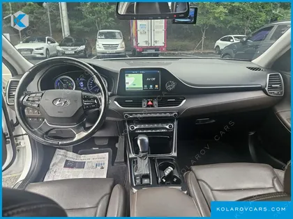 HYUNDAI GRANDEUR EXCLUSIVE