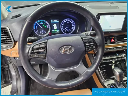 HYUNDAI GRANDEUR EXCLUSIVE