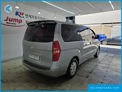 HYUNDAI STAREX 11-SEATER WAGON HVX