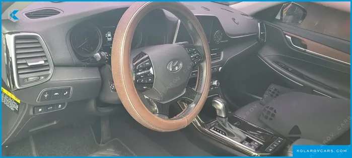 HYUNDAI GRANDEUR EXCLUSIVE