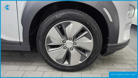 HYUNDAI KONA PREMIUM