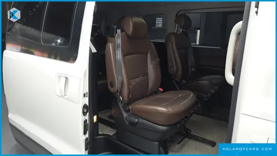 HYUNDAI STAREX URBAN 9-SEATER
