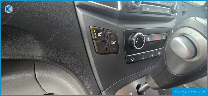 HYUNDAI STAREX WAGON 11-SEATER