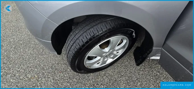 HYUNDAI STAREX WAGON 11-SEATER