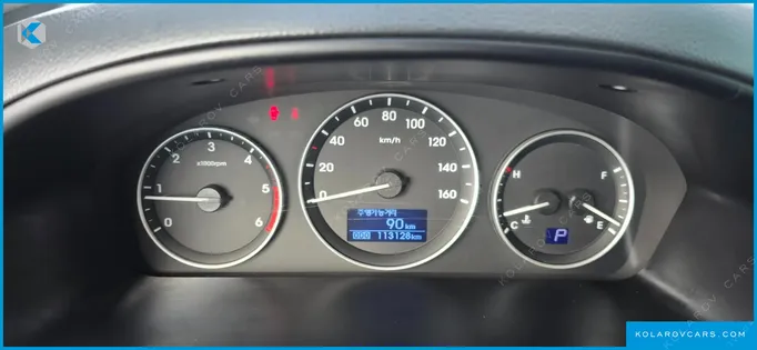 HYUNDAI STAREX WAGON 12-SEATER