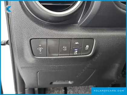 HYUNDAI KONA PREMIUM